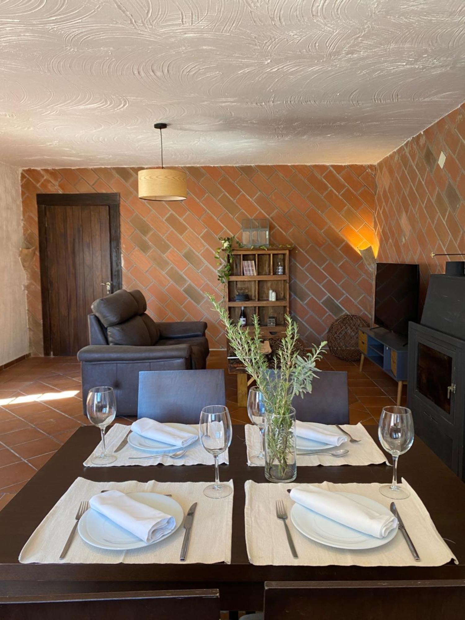 Hotel Enoturismo Mainetes Fuente-Álamo Esterno foto